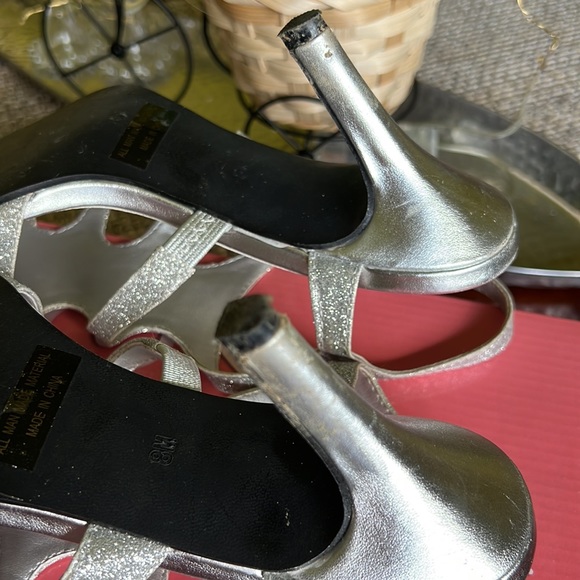 Touch Ups Aphrodite 301M 8M dressy prom wedding fall dance homecoming 2 5/8”heel - Picture 4 of 8